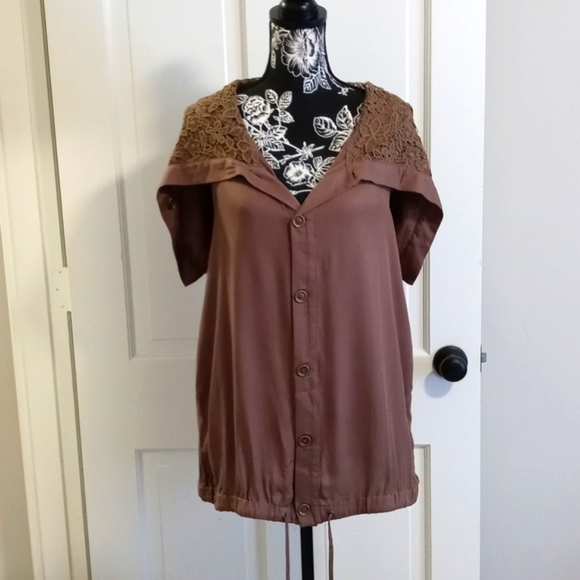 🆕 🍁Matilda Jane🍁 - Brown "Ambitious You" Vest w/Crochet Lace Collar - Picture 1 of 16